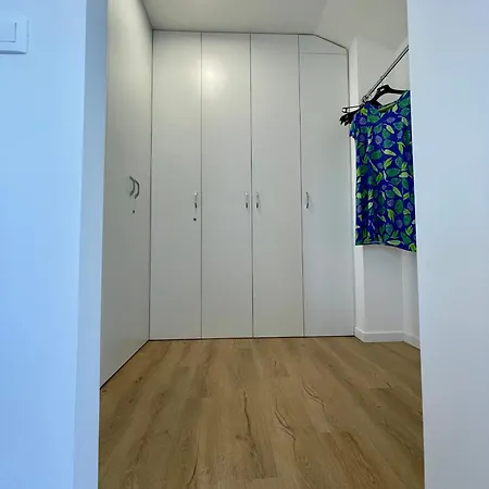 Mirta Villa *